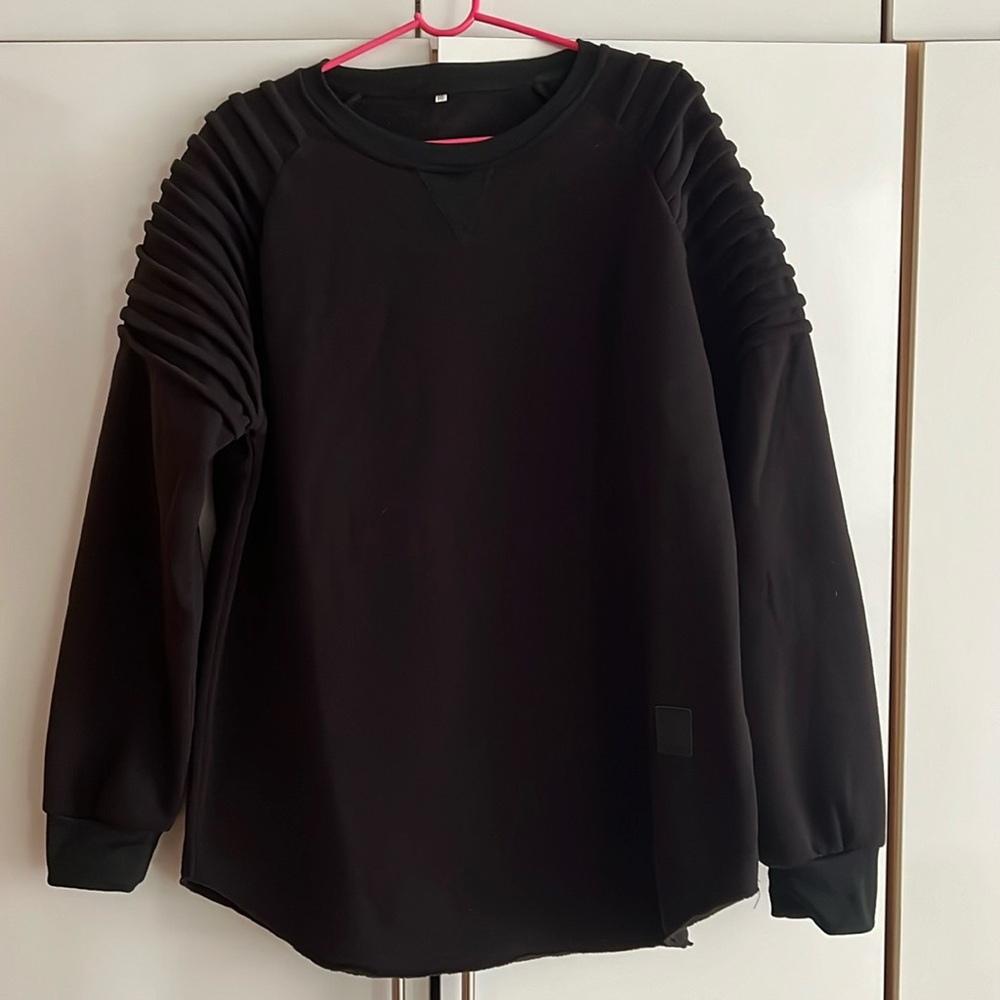 NWOT Woman’s Black Sweatshirt.